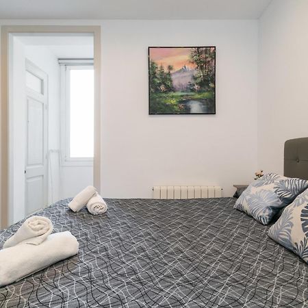 Sagrada Familia C&D Lovely Apartment บาร์เซโลนา ภายนอก รูปภาพ